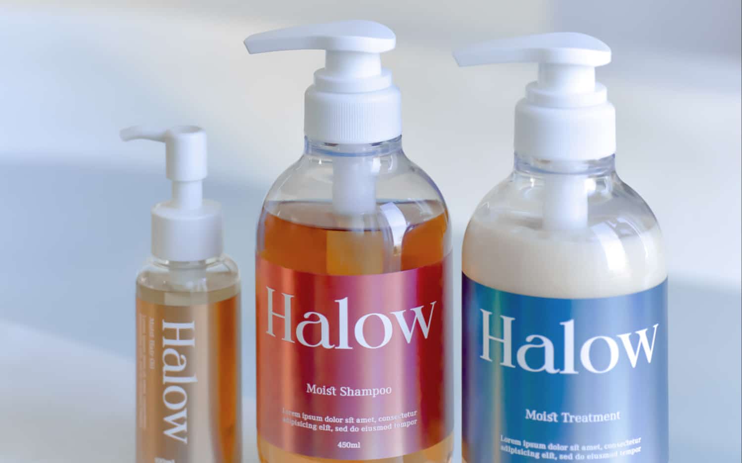 浴室にあるHalowのシャンプーやトリートメントの写真